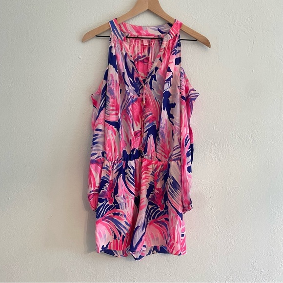 Lilly Pulitzer sunny shoulder Elsa 100% silk romper size XS - Picture 2 of 10